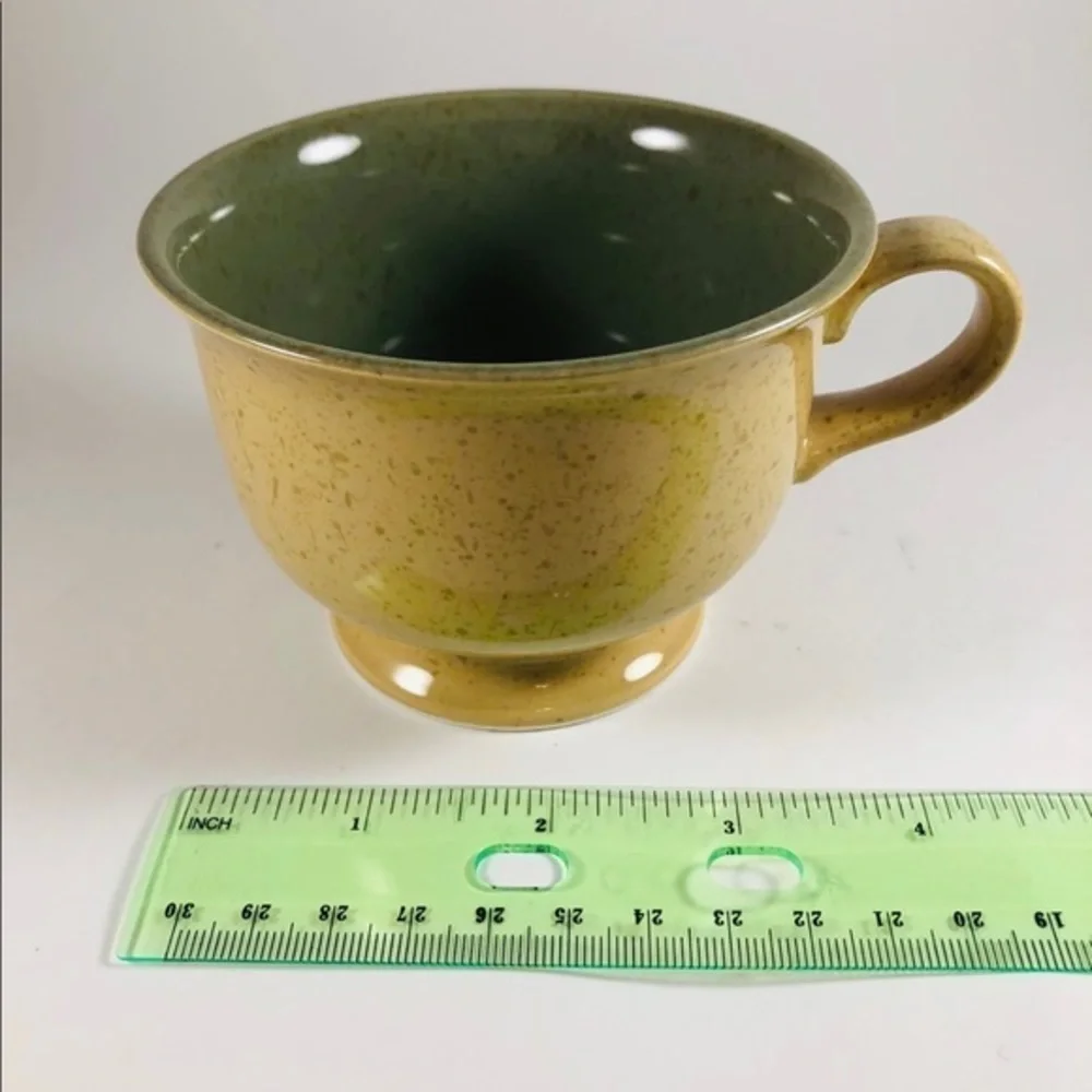 Set of 8 Mikasa unique 2 toned tea cups